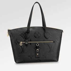 Louis Vuitton Bag NEW & AUTHENTIC. Comes in Original Box, Dust bag, LV Date Code